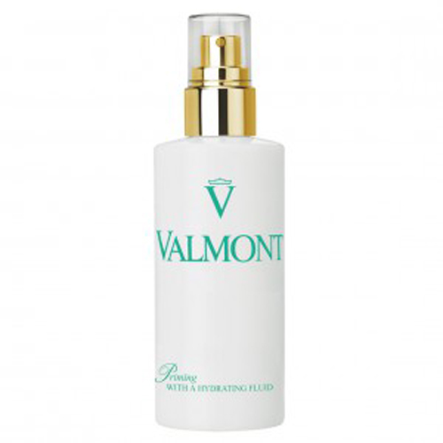Valmont - Priming with a hydrating fluid